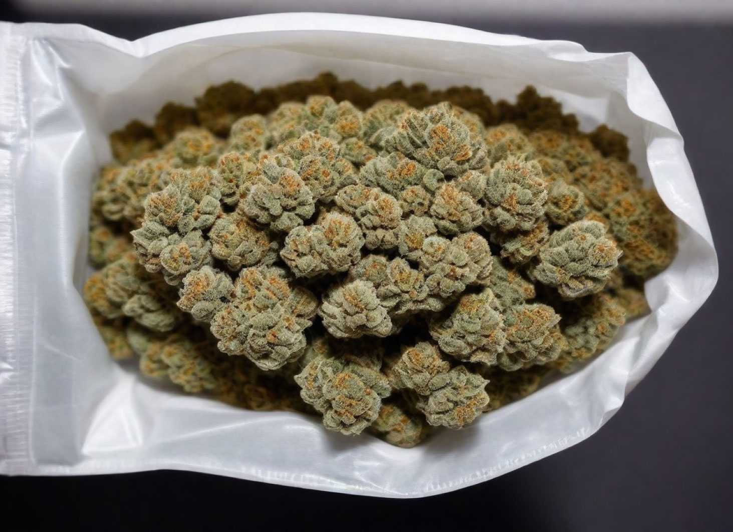 Buy-Pounds-of THCa-Flower